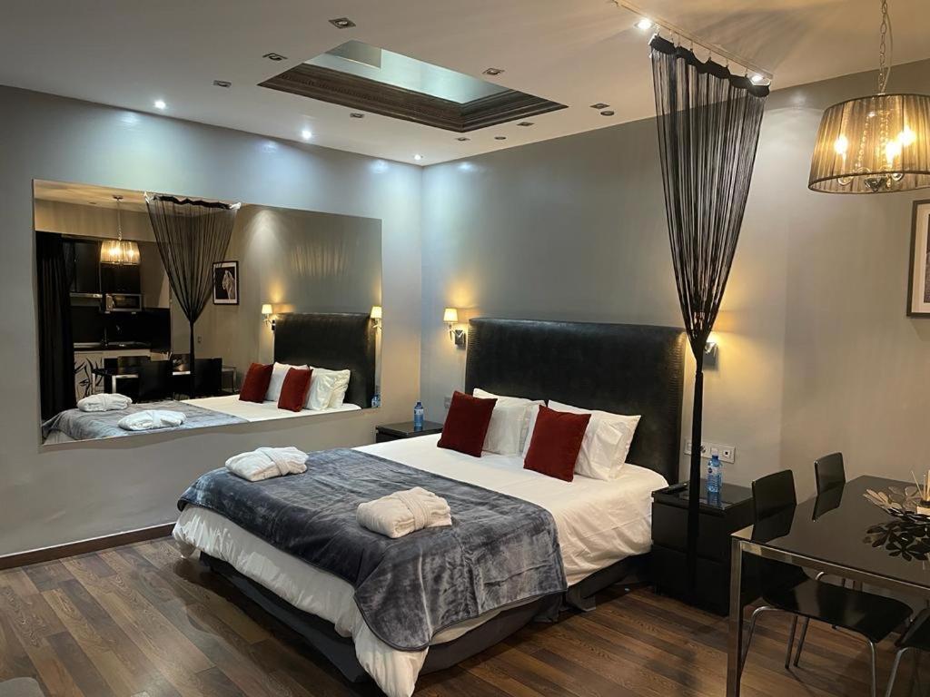 Luxury Suite Hotel Puerto Banus Marbella Esterno foto